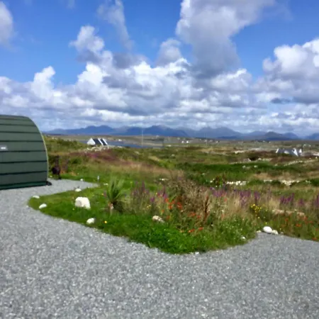 Earls View Maxi Pod Luxury tent